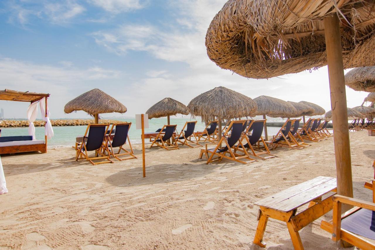 Palmarito Beach Hotel Tierra Bomba Bagian luar foto