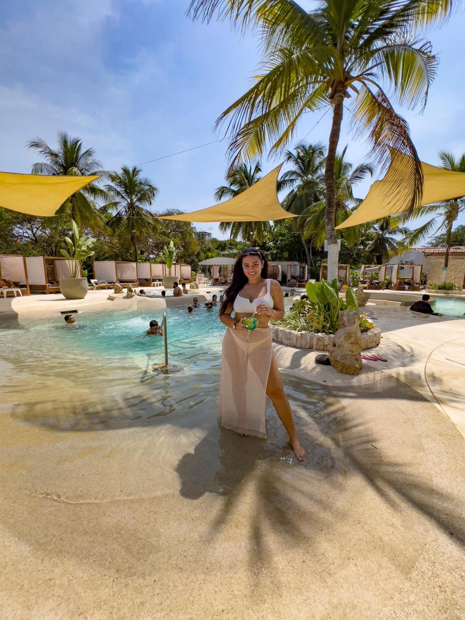 Palmarito Beach Hotel Tierra Bomba Bagian luar foto