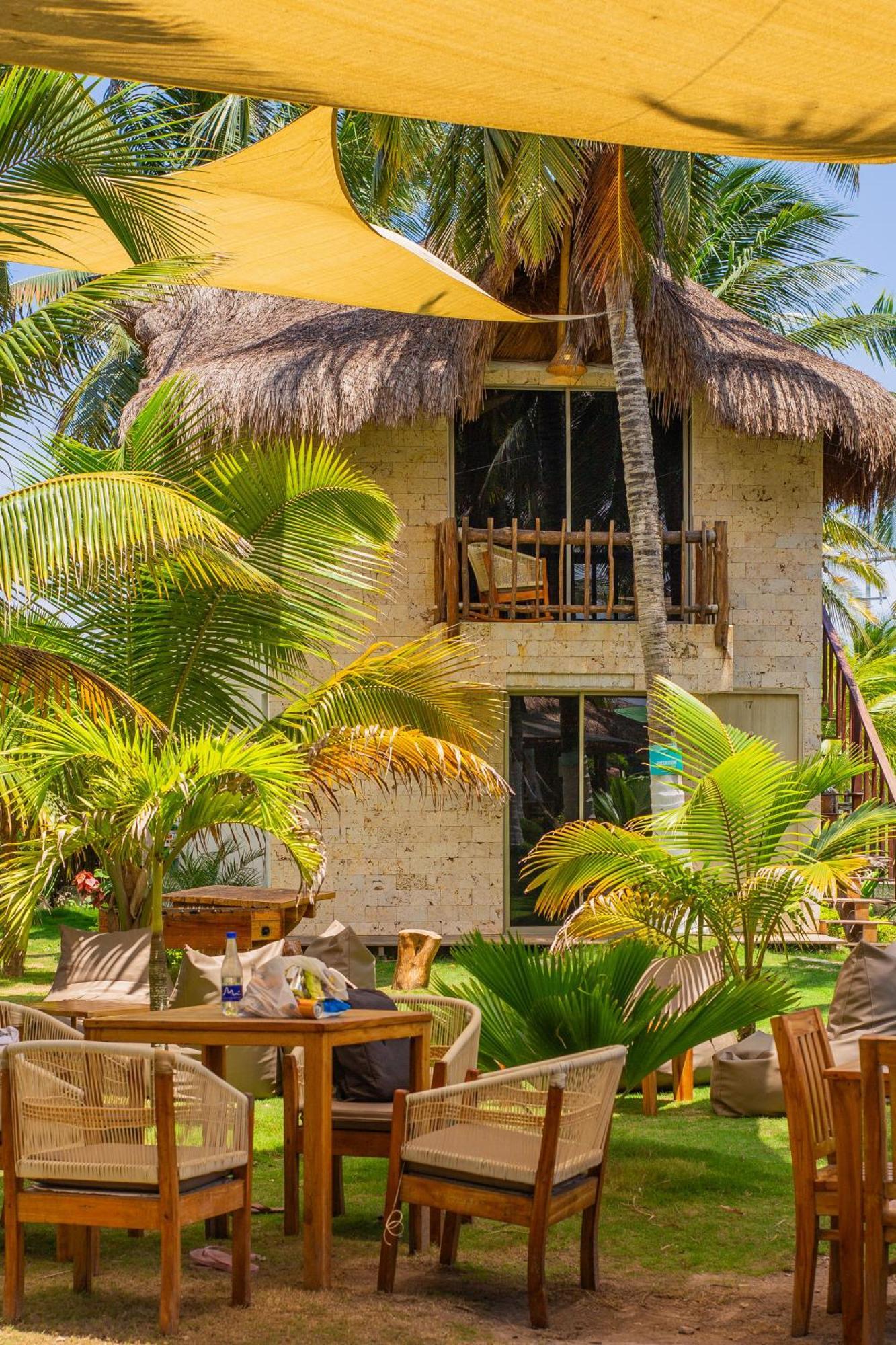 Palmarito Beach Hotel Tierra Bomba Bagian luar foto