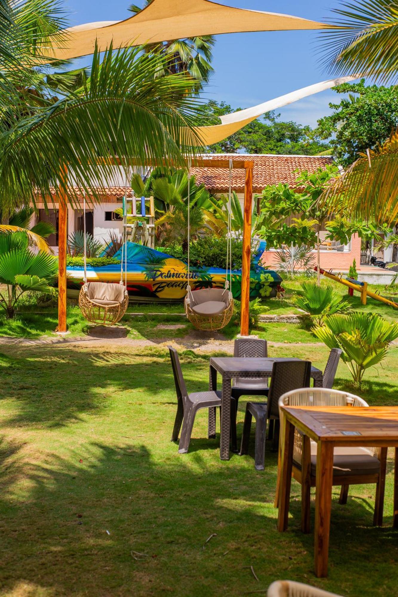 Palmarito Beach Hotel Tierra Bomba Bagian luar foto