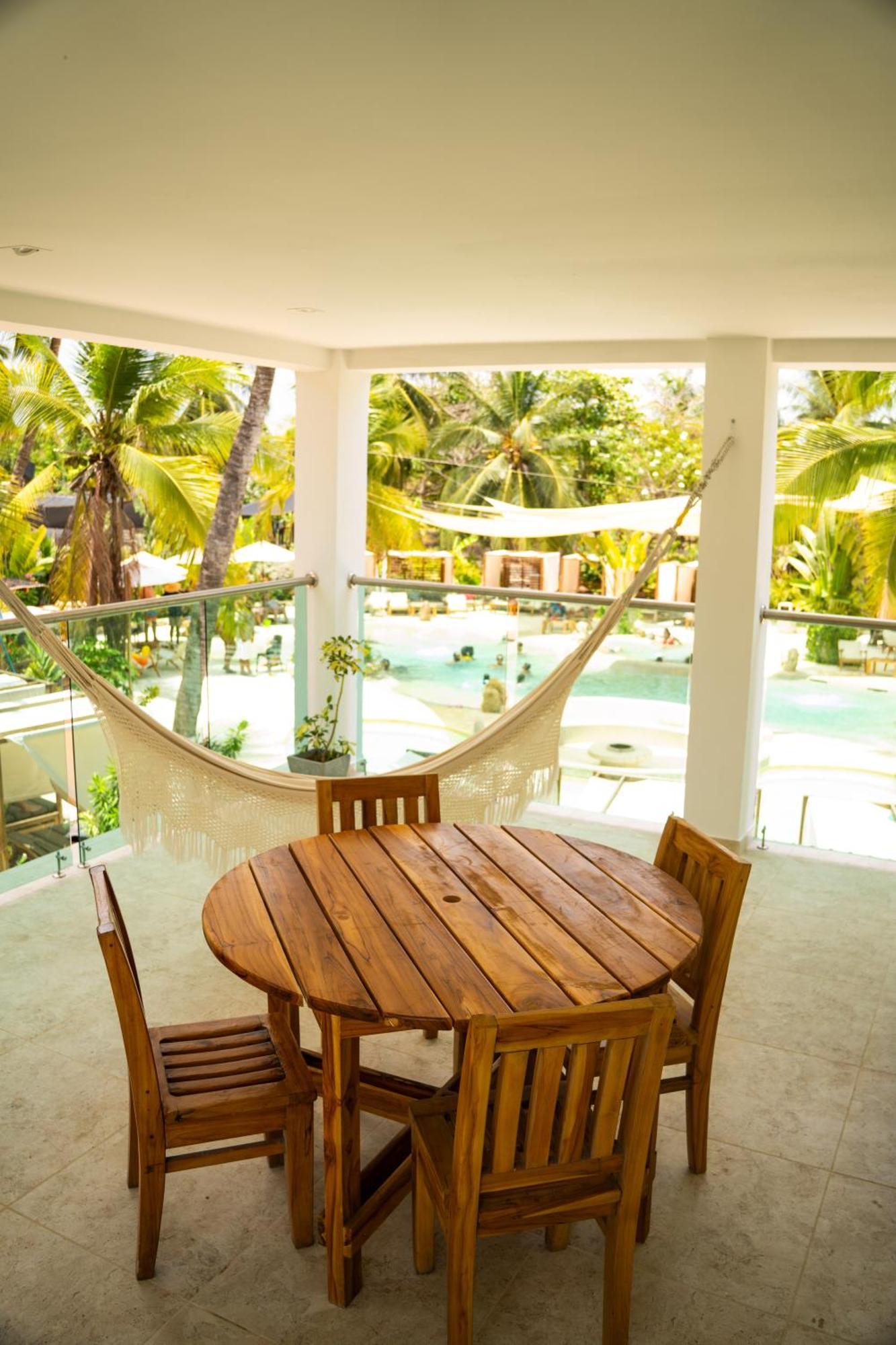 Palmarito Beach Hotel Tierra Bomba Bagian luar foto